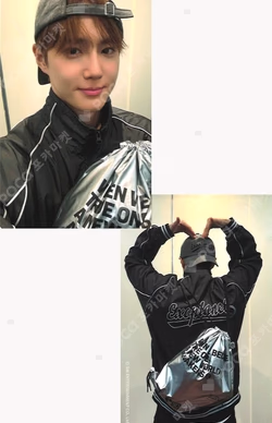 2025 EXO FANMEETING 'EXO'verse' GYM SACK + PHOTO CARD SET