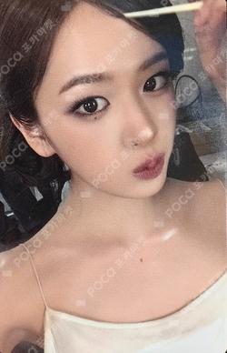 IVE YUJIN photocard image
