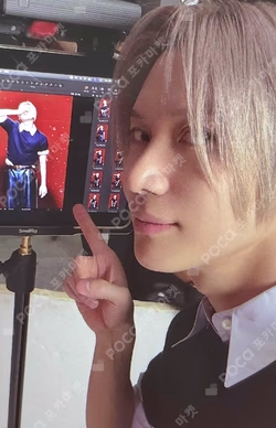 PHASE I : Soft Violence PHOTO BOOK Ver. BITTER Ver.