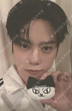 Hun’s MYAM MYAM FACE KEYRING WHITE CHA HUN photocard image