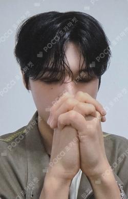 ATEEZ WOOYOUNG photocard image