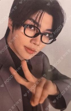ZEROBASEONE PARK GUNWOOK photocard image