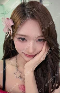 IVE LEESEO 的小卡图片