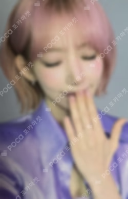 LE SSERAFIM SAKURA photocard image
