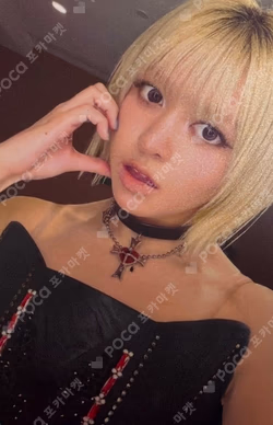 NMIXX Lily photocard image
