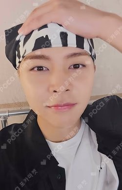 NCT JOHNNY photocard image