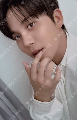 ATEEZ X ANITEEZ POP-UP STORE ANITEEZ IN Deja Vu LIGHT STICK COVER