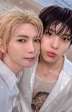 ATEEZ 8th Anniversary Exhibition : BLUE DRIFT RANDOM PHOTOCARD PACK