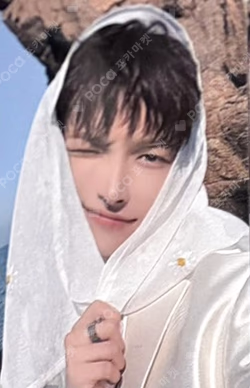 ATEEZ 8th Anniversary Exhibition : BLUE DRIFT RANDOM PHOTOCARD PACK