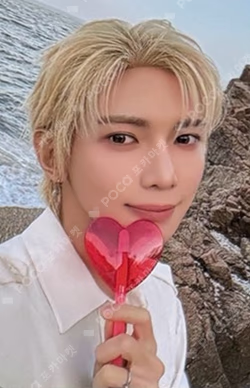 ATEEZ 8th Anniversary Exhibition : BLUE DRIFT WELCOME KIT