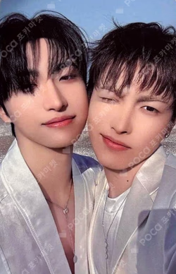 ATEEZ 8th Anniversary Exhibition : BLUE DRIFT RANDOM PHOTOCARD PACK