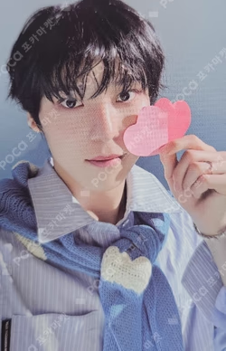 ATEEZ 8th Anniversary Exhibition : BLUE DRIFT PLUSH SEA COLLECTION