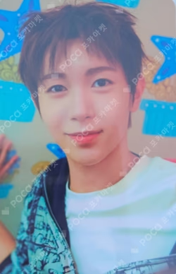 NCT RYO 的小卡图片