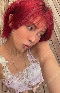 NMIXX BAE photocard image