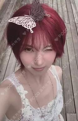 Imagen de la photocard de BAE de NMIXX