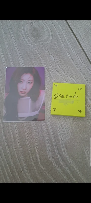 Chaeryeong limited edition