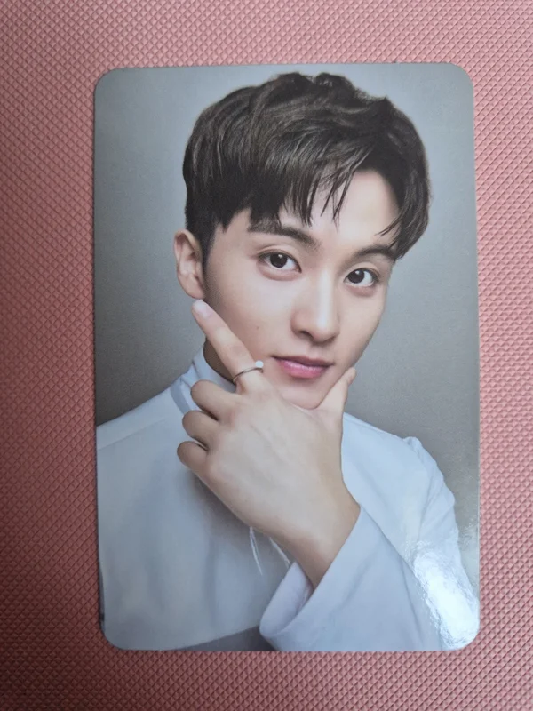 2024 SEASON'S GREETINGS RANDOM TRADING CARD