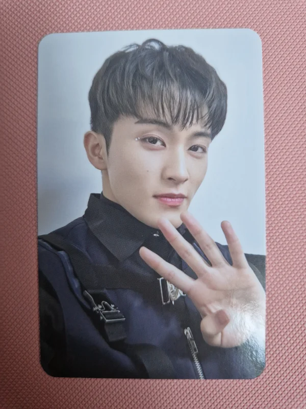 2024 SEASON'S GREETINGS RANDOM TRADING CARD