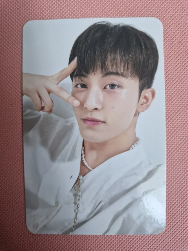 2024 SEASON'S GREETINGS RANDOM TRADING CARD