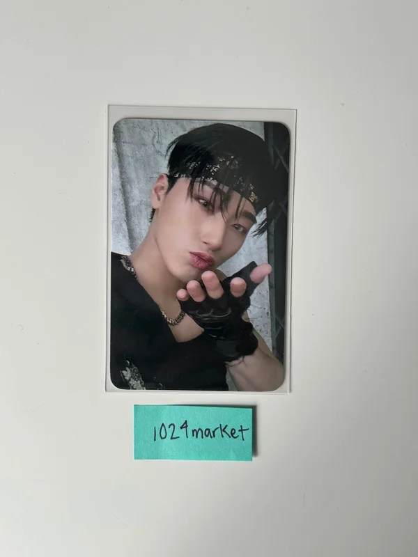 THE WORLD EP.2 : OUTLAW EVERLINE