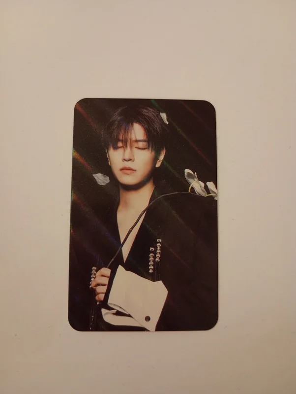 This and that Seungmin holografic