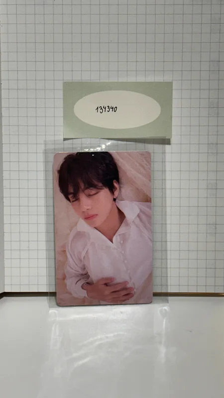 LOVE YOURSELF 'Tear'