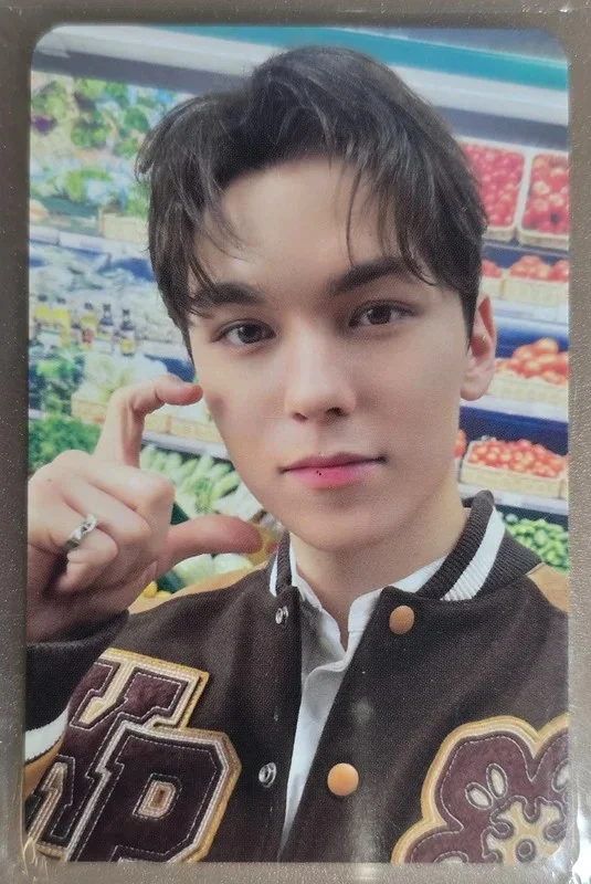 SEVENTEEN 2025 SEASON'S GREETINGS
