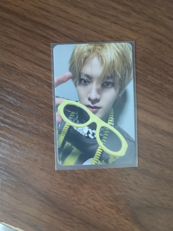 2 Baddies Photobook Ver. KR Ver.