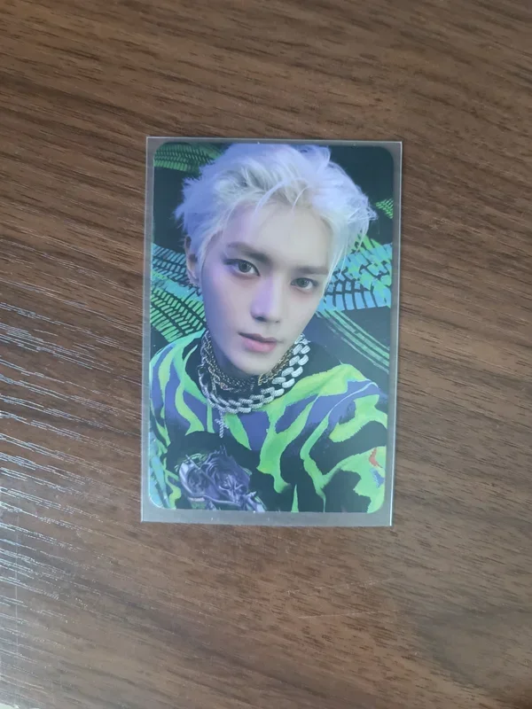 2 Baddies Photobook Ver. KR Ver.