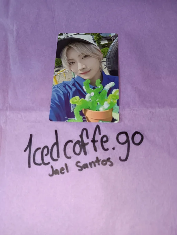 &TEAM 2025 SEASON'S GREETINGS