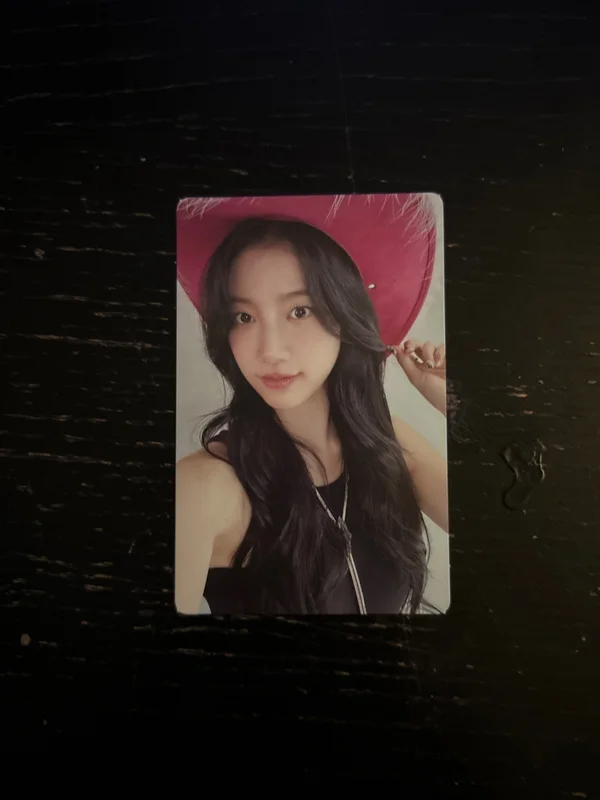 KAZUHA Unforgiven Album PC Dusty Amber