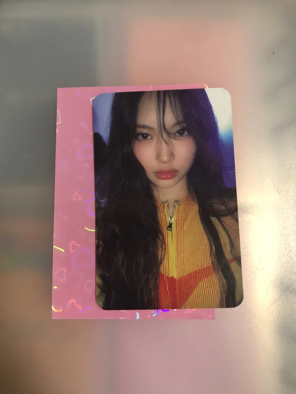 Pc/ Hyein / album Supernatural