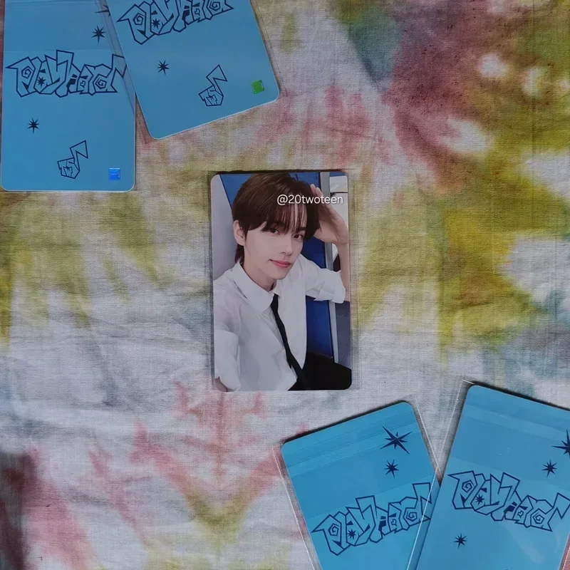 play hard POP-UP ALBUM PURCHASE REWARD