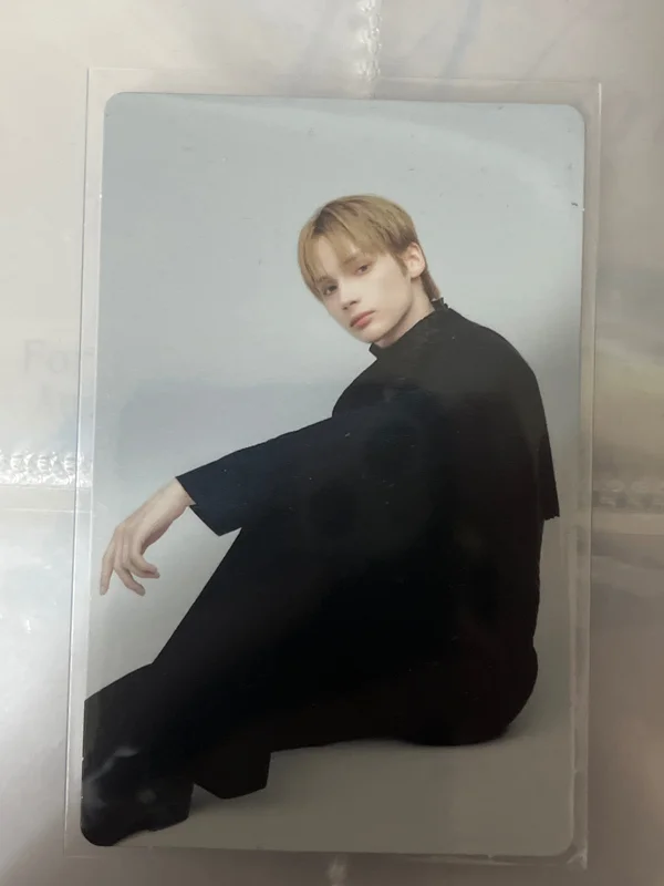 TOMORROW X TOGETHER WORLD TOUR [ACT : TOMORROW] Mini Photo Card