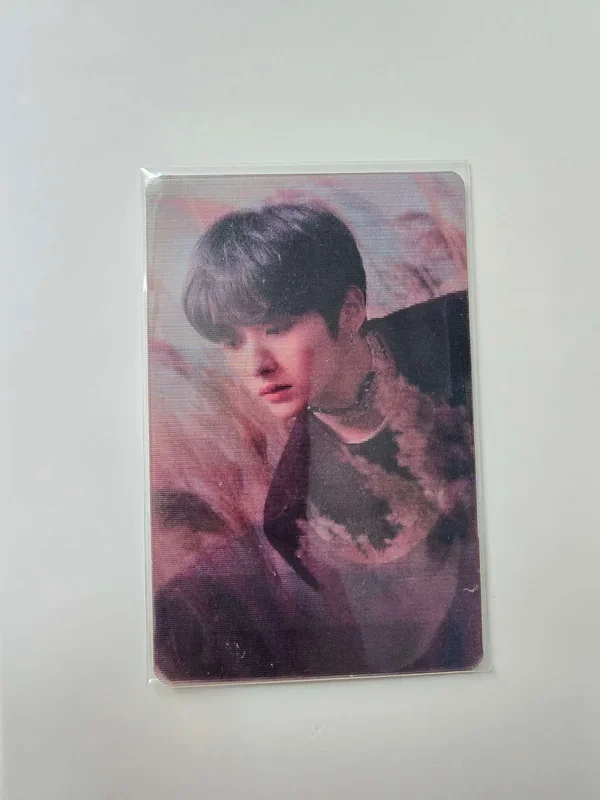 Cle LEVANTER limited Lee Know