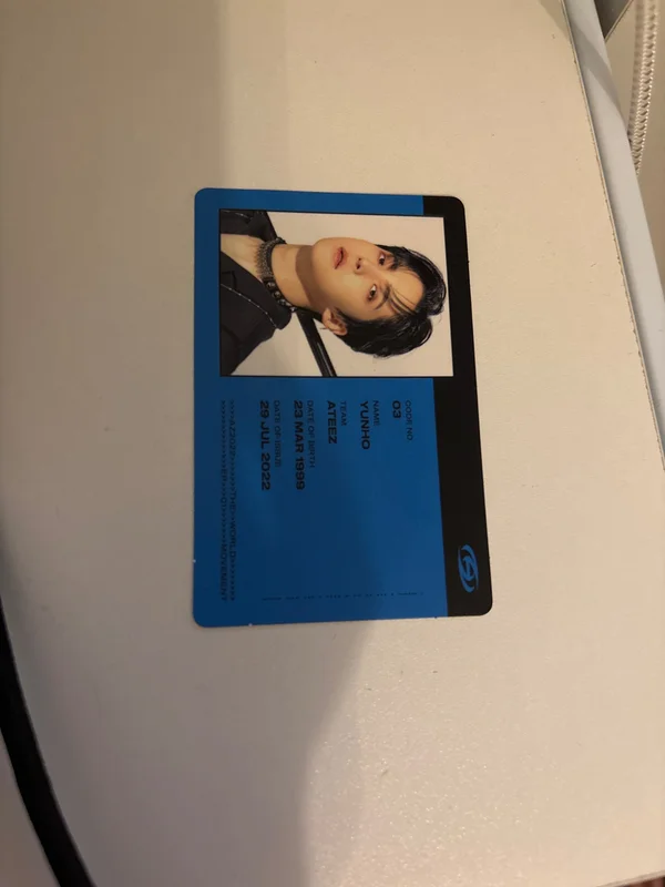 THE WORLD EP.1 : MOVEMENT A VER.