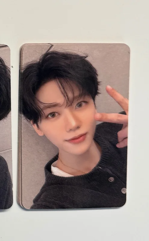 BOTH SIDES APPLEMUSIC