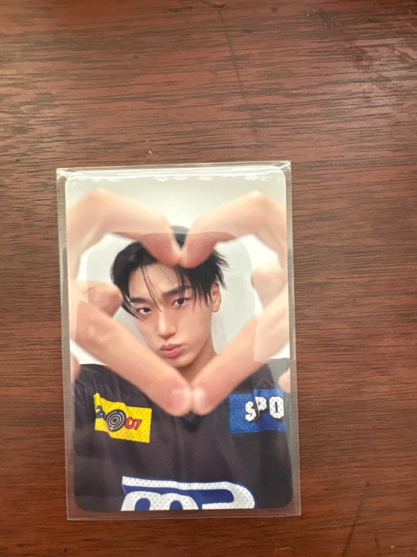 ATEEZ X ANITEEZ POP-UP STORE ANITEEZ IN COLOR RAMDOM TRADING CARD