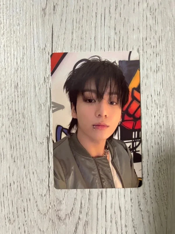 Pocamarket, BTS JUNGKOOK GOLDEN EU Exclusive K-pop Photocard