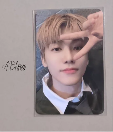 2023 SEASON'S GREETINGS PHOTO PACK