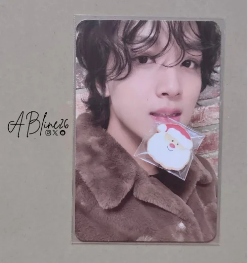 2023 PINK CHRISTMAS RANDOM PACK