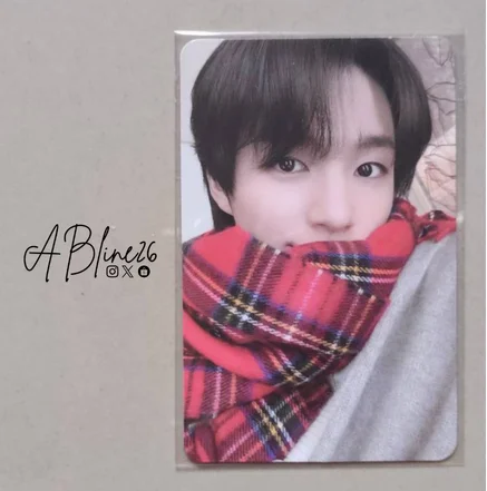 2023 PINK CHRISTMAS RANDOM PACK