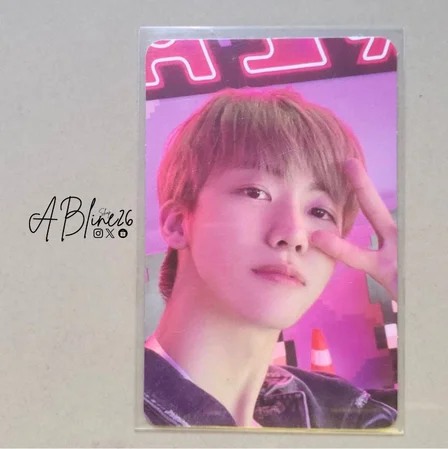 GLITCH ARCADE CENTER POP-UP STORE RANDOM TRADING CARD SET B VER