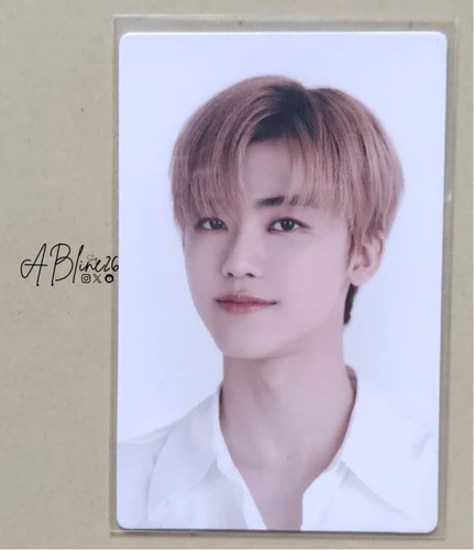 2022 NCT DREAM EXHIBITION DREAM VIBE Diary & Photocard Set