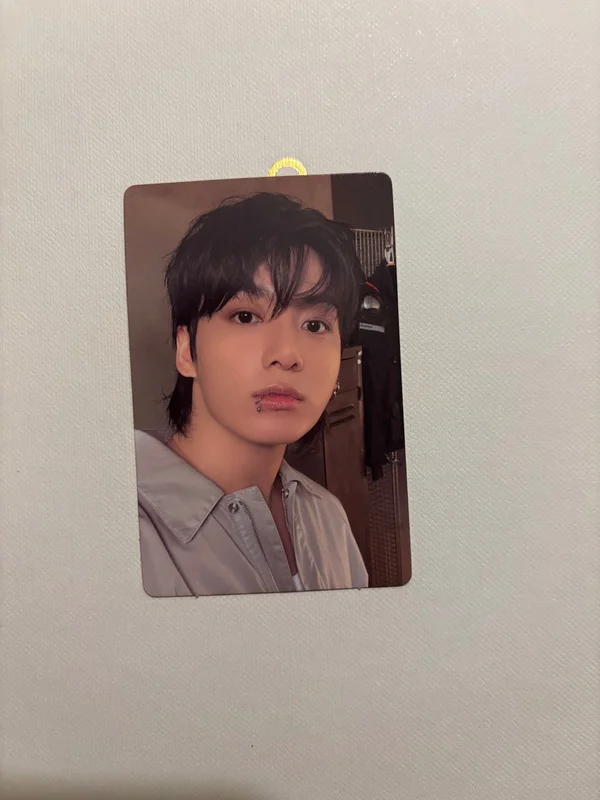 GOLDEN : The Moments WEVERSE