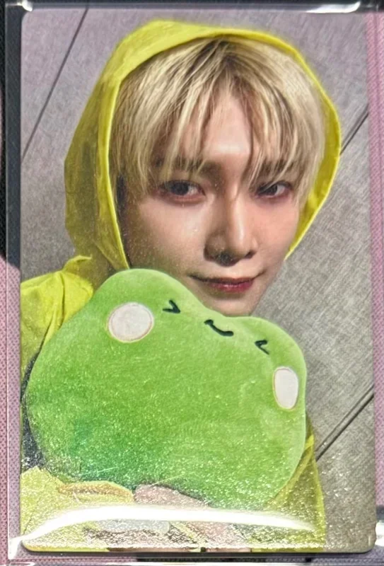 ATEEZ WOOYOUNG 'GOLDEN HOUR : Part.4 JUMP UP LUCKY DRAW' Photocard