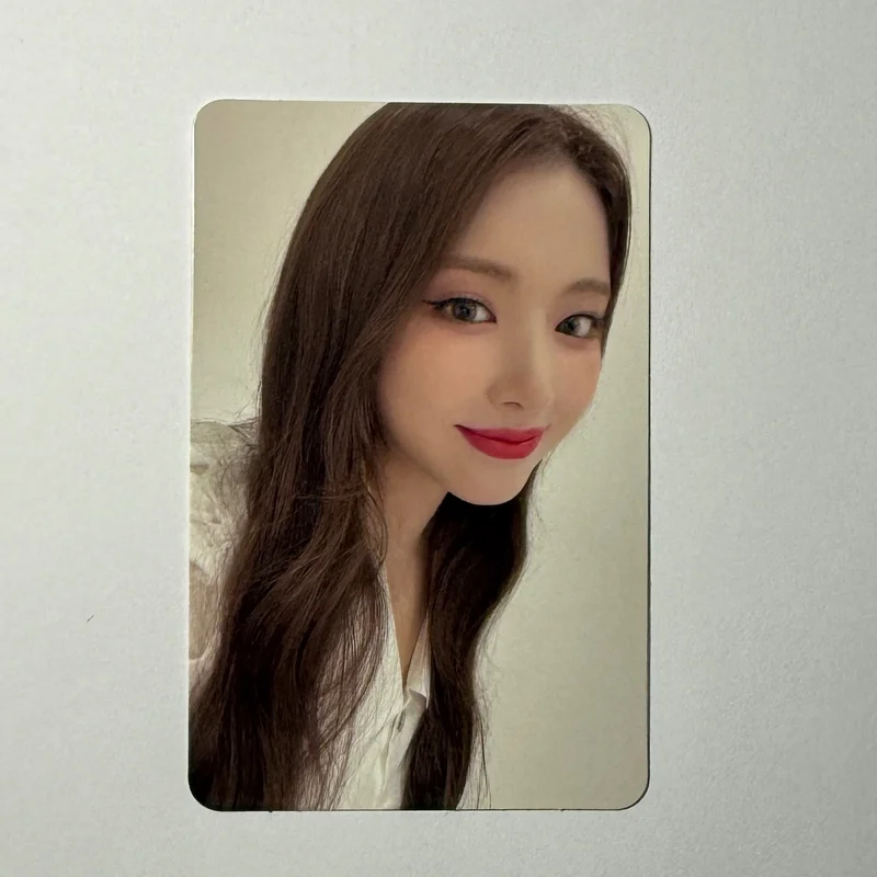 Nmixx ENTWURF official photocard (Jiwoo)