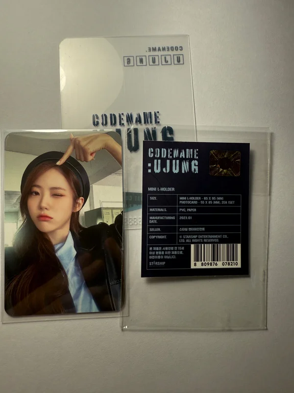 WJSN Fan-Concert Codename:UJUNG Photocard + Mini L-Holder (Luda)
