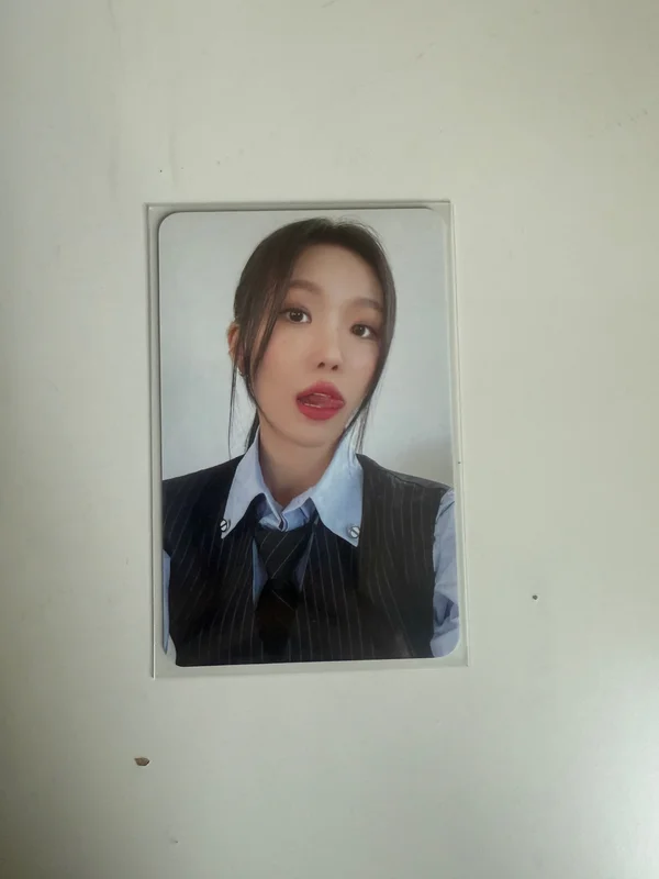 WJSN Fan-Concert Codename:UJUNG official Merchandise Photocard (Dawon)