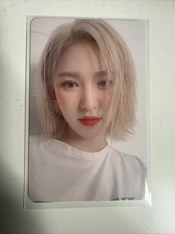 Red Velvet The ReVe Festival Finale album official photocard (Wendy)